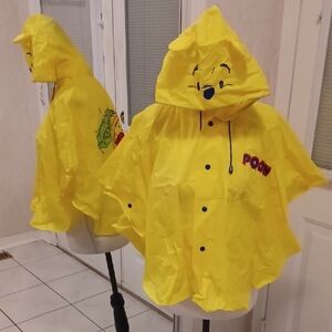 4/$60 Winnie-The-Pooh Rain Poncho - Size Small (Youth)